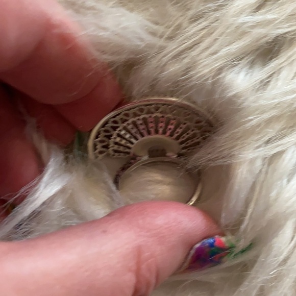 New Peacock Feathers Ring - Picture 5 of 6